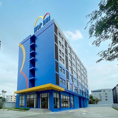 Hop Inn Bangkok Krung Thonburi Station Kültér fotó